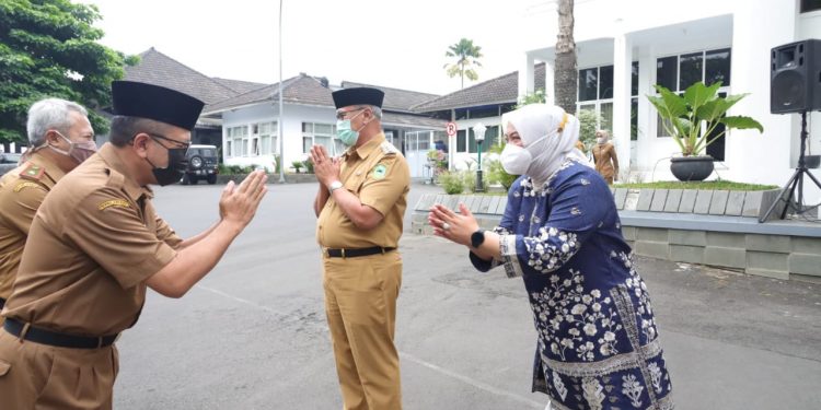 Bupati Kuningan Inginkan ASN Jadi Pelopor Penerapan Prokes