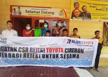 Kunjungi Panti Asuhan, Rejeki Toyota Berbagi Rejeki dengan Anak Yatim