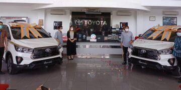 Konsumen Rejeki Toyota Beruntung Dapat Innova Edisi 50 Tahun