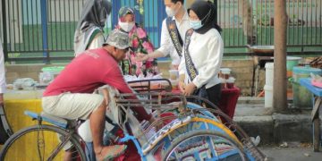 Paguyuban Jaka Rara Kota Cirebon Adakan Kegiatan Borong dan Berbagi Takjil Gratis