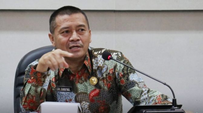 Belum Berikan Penilaian Peserta Calon KI, Edi Persoalkan Skoring