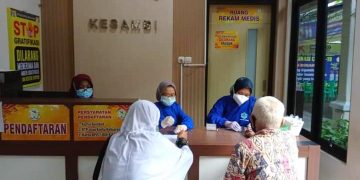 Vaksinasi Lansia di Kota Cirebon Kurang Maksimal