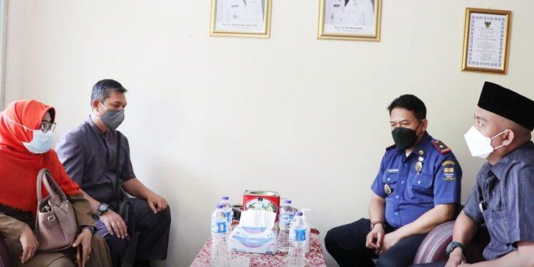 Kondisi Bangunan dan Armada Damkar Kota Cirebon Memprihatinkan
