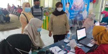 Seluruh Puskesmas di Indramayu Serentak Lakukan Vaksinasi
