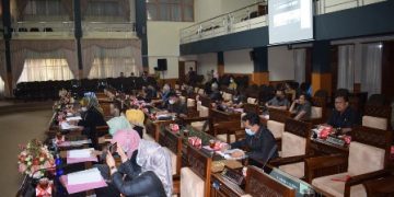 Bupati Jawab Kritikan Pandangan Umum Fraksi Soal Capaian PAD