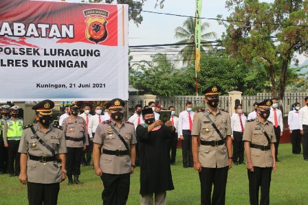 Sejumlah Perwira Polres Kuningan Dimutasi