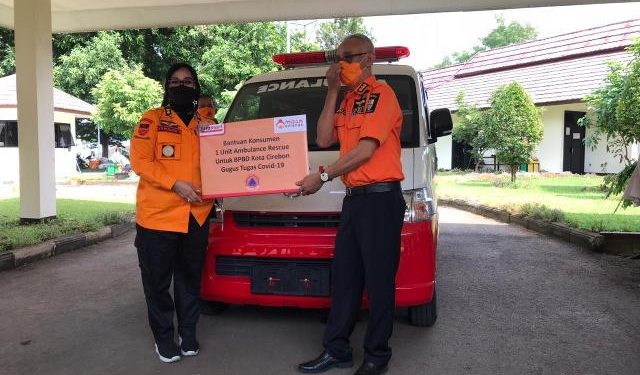 Kota Cirebon Terima Ambulance Hasil Donasi Konsumen Alfamart