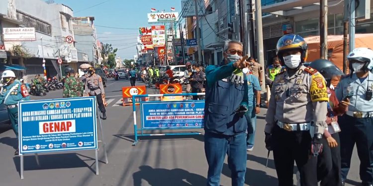 pemberlakuan ganjil genap