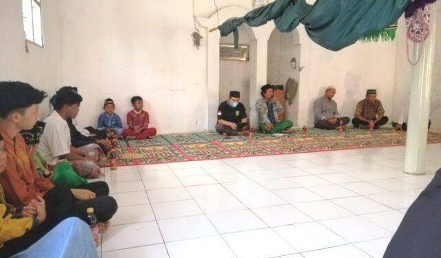 Bhanu Adyuta Dakara Berikan Santunan untuk Anak Yatim