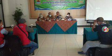 Iis: Kita Harus Perjuangkan Warga Tak Mampu Mendapatkan Haknya