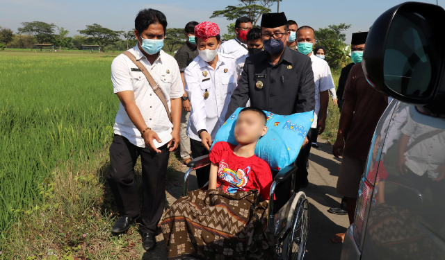 Fawaz, Remaja Pengidap Lumpuh Otak Dirujuk ke RSHS Bandung
