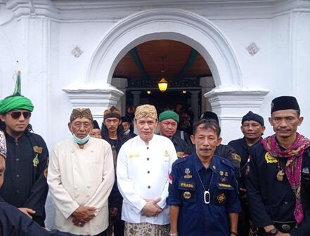 LMA Pasang Badan, Rahardjo Jalur Hukum