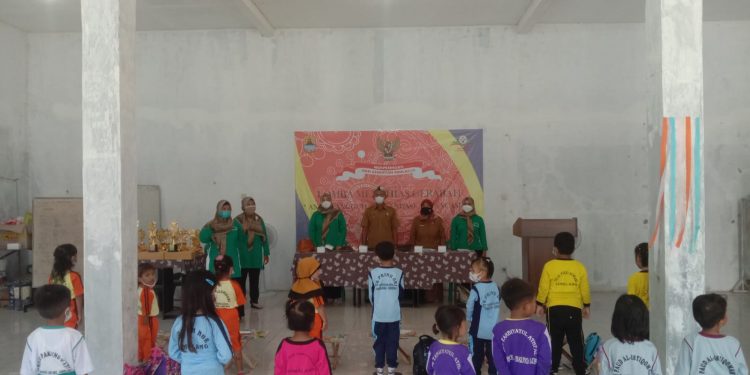 PKG Jamblang Gelar Lomba Menghias Gerabah