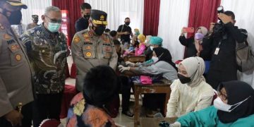 Kapolda Jabar Apresiasi Warga Kuningan Antusias Divaksin