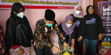 Perempuan Indramayu Launching Hotline Yayasan Selendang Puan Dharma