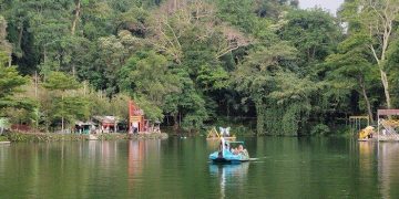 Di Musim Penghujan, Air Situ Cipanten Mendadak Berubah Warna