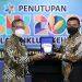 OJK Berikan Penghargaan kepada Walikota Cirebon