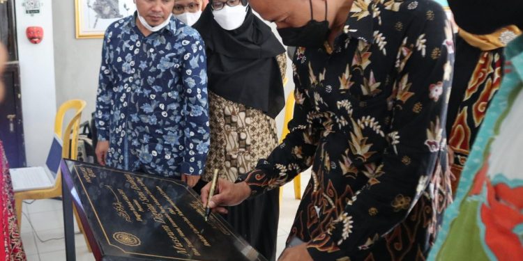 Rektor UMC Resmikan Museum Digital Batik di Trusmi Wetan