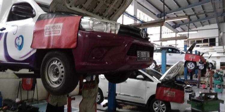 Liburan Tahun Baru, Permintaan Servis Kendaraan Meningkat di Bengkel Resmi Rejeki Toyota