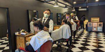 Dekatkan Pelanggan, Redbox Barbershop Hadir di Sumber