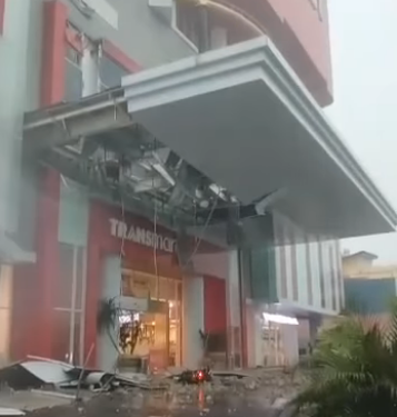 Kota Cirebon Kembali Dihantam Hujan Angin