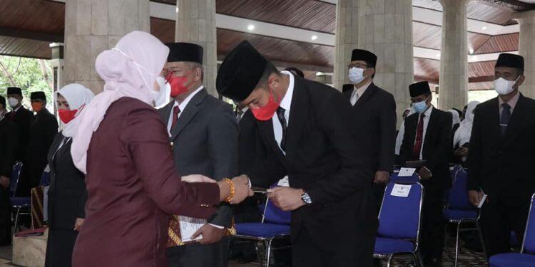 Ratusan Pejabat Pemkab Indramayu Dilantik