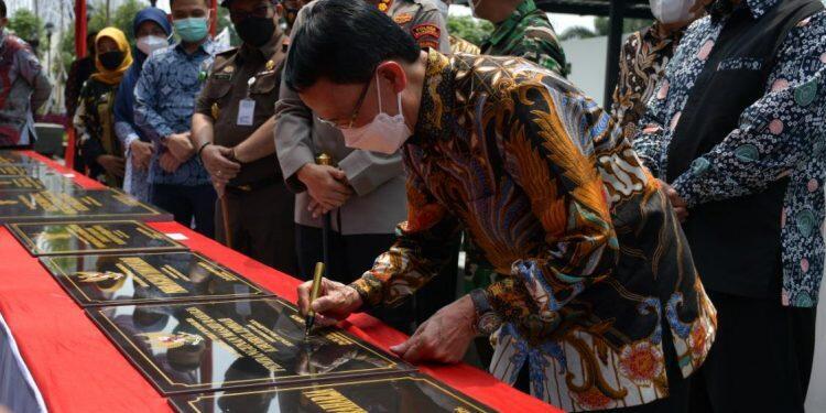 Bupati Karna Resmikan Hasil Pembangunan Tahun 2021