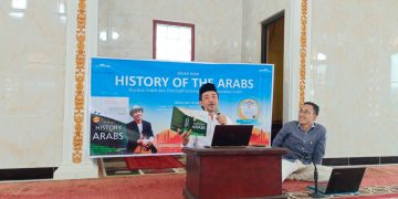 Tutup Mata Kuliah, Diisi Bedah Buku “History Of The Arabs”