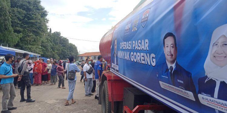 Demokrat Gelar Operasi Pasar Minyak Goreng
