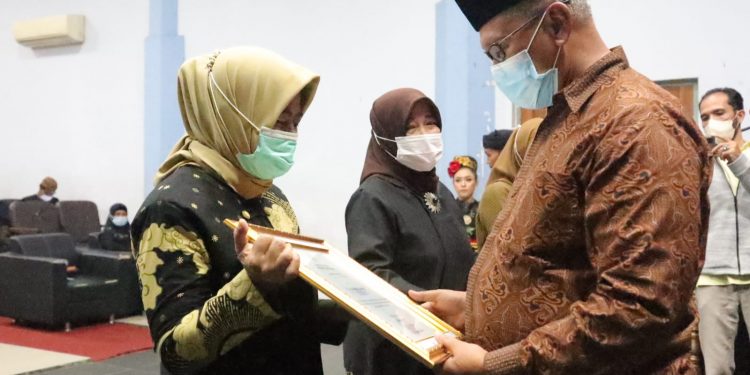 Tiga Budayawan Legendaris Asal Kuningan Dapat Anugerah