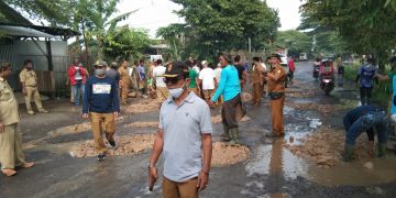 FKKC Waled Tambal Jalan Berlubang