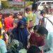 Pedagang di Pasar Kadipaten Diguyur Minyak Curah