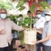 Puncak HPSN, Bupati Acep Serahkan Tong Sampah dan Komposter
