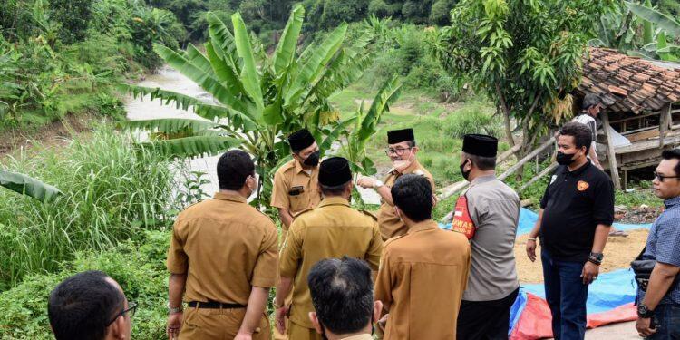 Carikan Solusi Banjir dan Tanah Bergerak, Bupati Akan ke Jakarta