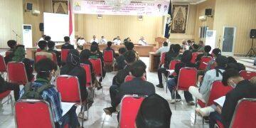 HMI Cirebon Tuntut Pemda Selesaikan Isu Sentral