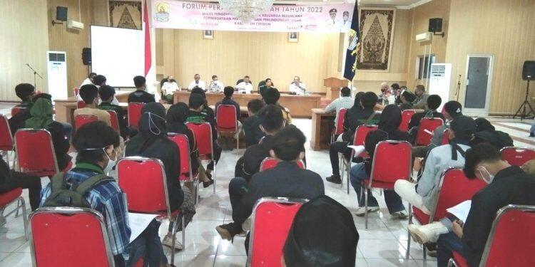 HMI Cirebon Tuntut Pemda Selesaikan Isu Sentral