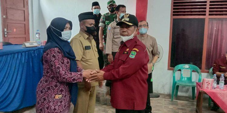 Kades Ligung Lantik Kaur TU dan Umum