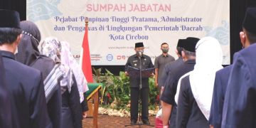 Sepuluh Pejabat Eselon II Dimutasi