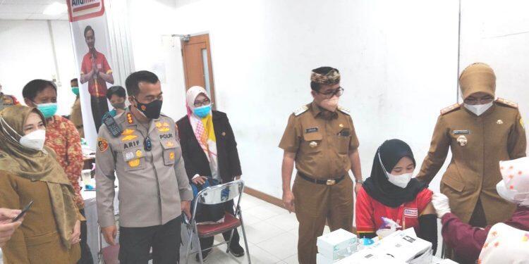 Vaksinasi di Kabupaten Cirebon Sudah Capai Target