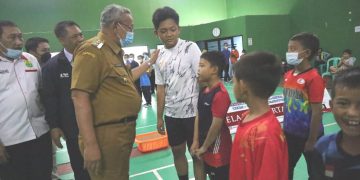 Unisa Gelar Turnamen Bulutangkis Se Ciayumajakuning, Acep Ingatkan Prokes