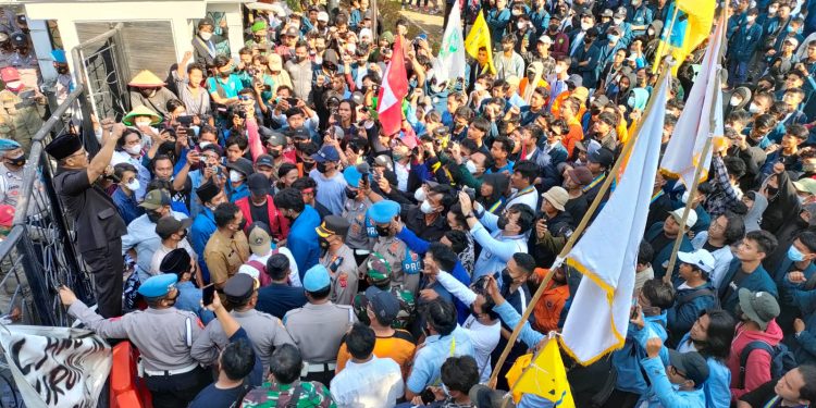 Mahasiswa di Indramayu Desak Pemerintah Stabilkan Harga Pangan