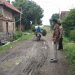 Masyarakat Tetap Bayar Pajak, Jalan Poros Desa Serang Kulon Tetap Rusak