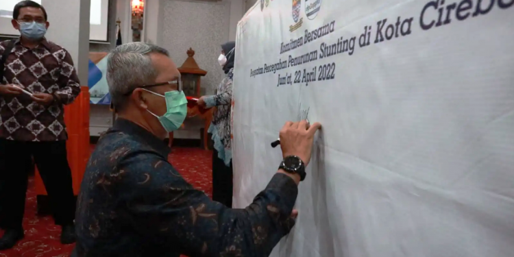 Pemkot Cirebon Komitmen Turunkan Angka Stunting