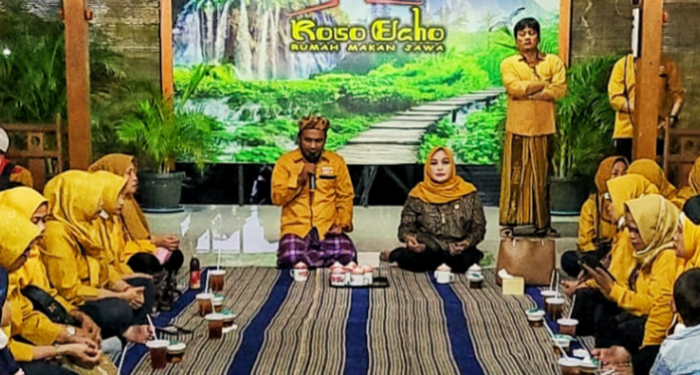Yakin Raih 3 Kursi, Een Optimis Maju E-2