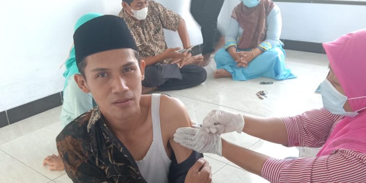 Program Sejuta Vaksin Booster Indramayu Sukses