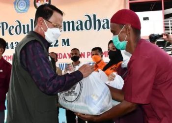 Bupati Karna Buka Bazar Peduli Ramadan