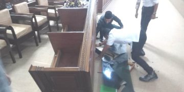 Fraksi Gerindra ”Ngamuk” Gulingkan Meja