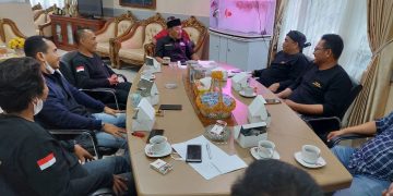 Datangi Kantor DPRD, Walder Indramayu Minta Diperhatikan