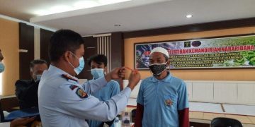 Sambut HUT Bhayangkara ke-76, Satlantas Polres Majalengka Bagikan Ratusan Paket Sembako