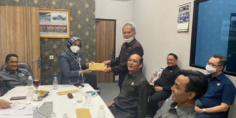 Ruri Dilantik Jadi Ketua DPRD Senin Depan